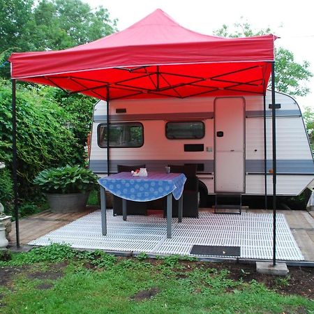 B&B Oeland Caravan "Juf Jansen" Ottoland Екстер'єр фото