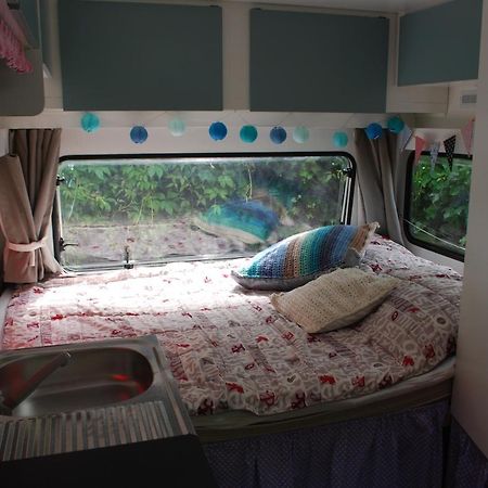 B&B Oeland Caravan "Juf Jansen" Ottoland Екстер'єр фото