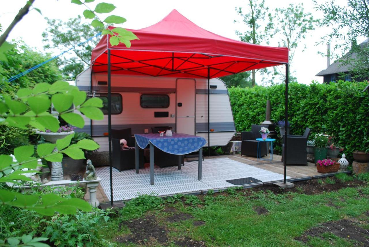 B&B Oeland Caravan "Juf Jansen" Ottoland Екстер'єр фото